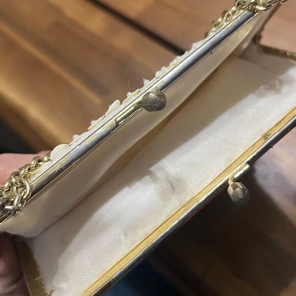 Vintage Beaded White Clutch Purse - Picture 5 of 5